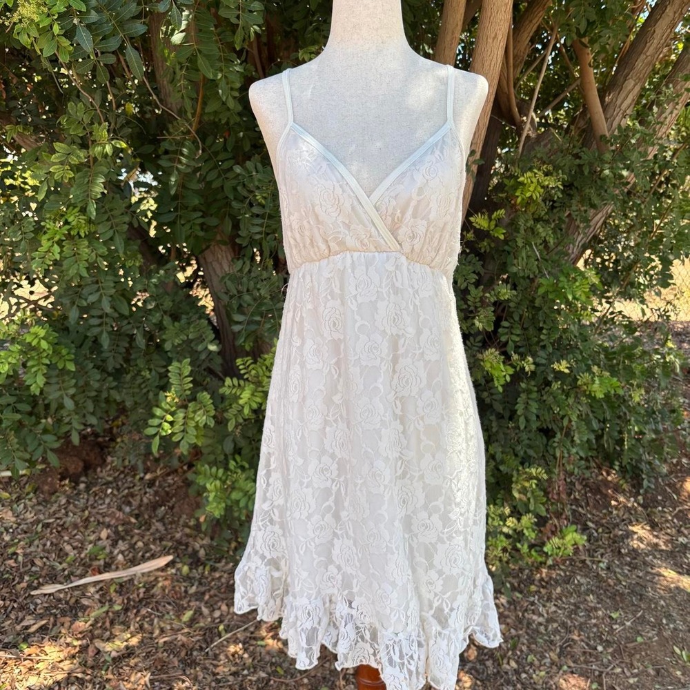 Off white day trip lace babydoll dress with floral pattern medium